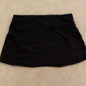 Lululemon Pace Rival Skirt size 6.